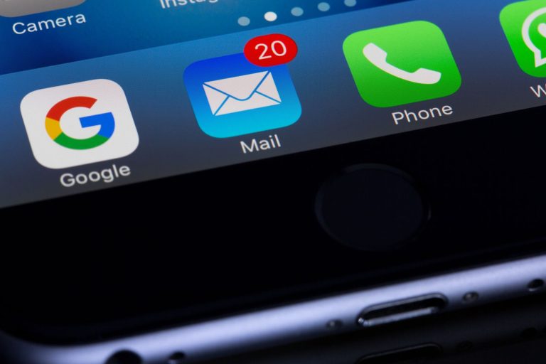 Rappeler un message dans Outlook — notification de rappel dans une boîte mail